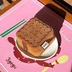Happy Biscuit Jewelry Case - Cute Cookie-Shaped Travel Jewelry Organizer