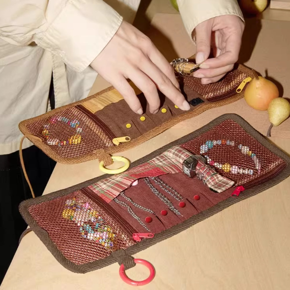 Travel Jewelry Roll – Portable Organizer for Necklaces, Earrings & Everyday Treasures