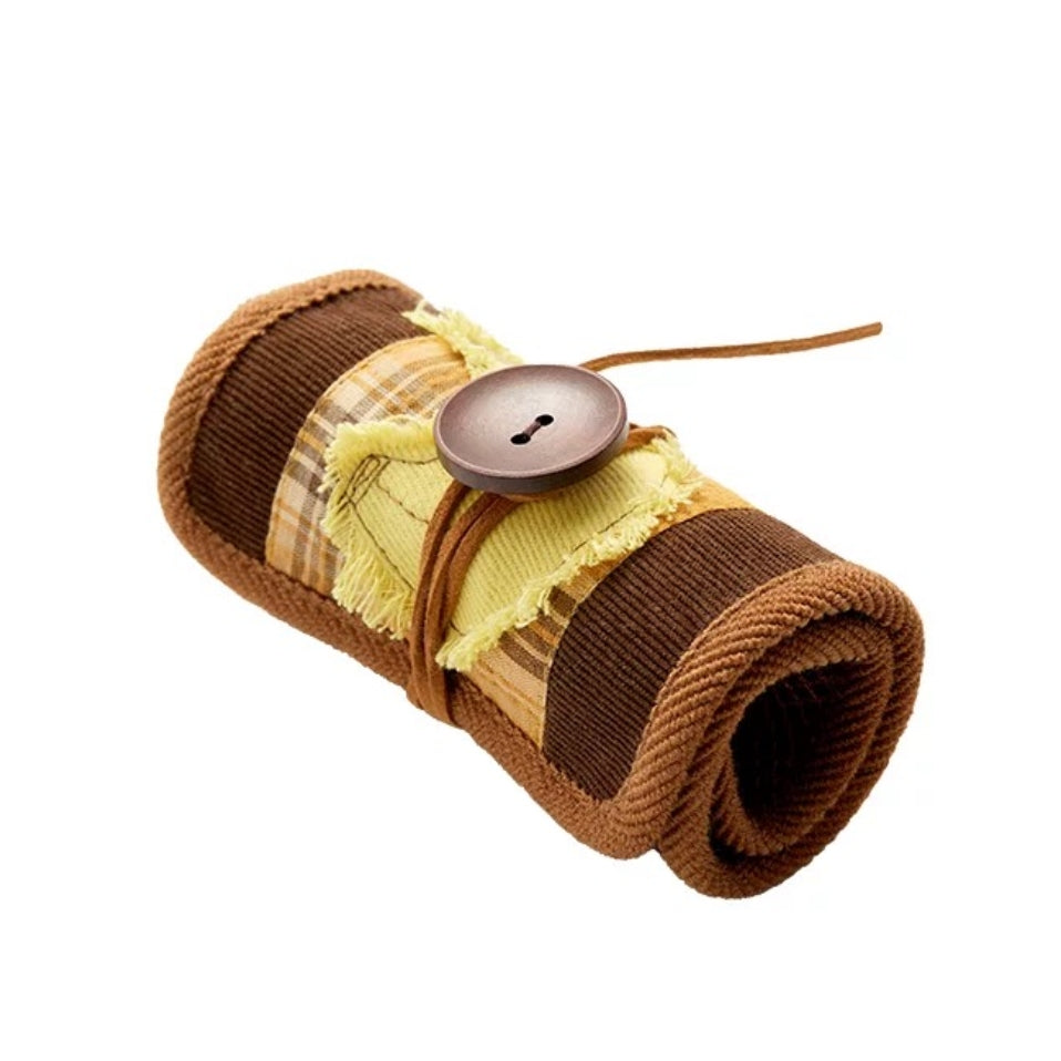 Travel Jewelry Roll – Portable Organizer for Necklaces, Earrings & Everyday Treasures